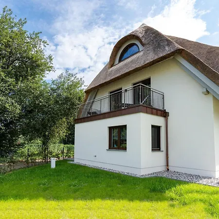 Reet & N 1 Ferienhaus